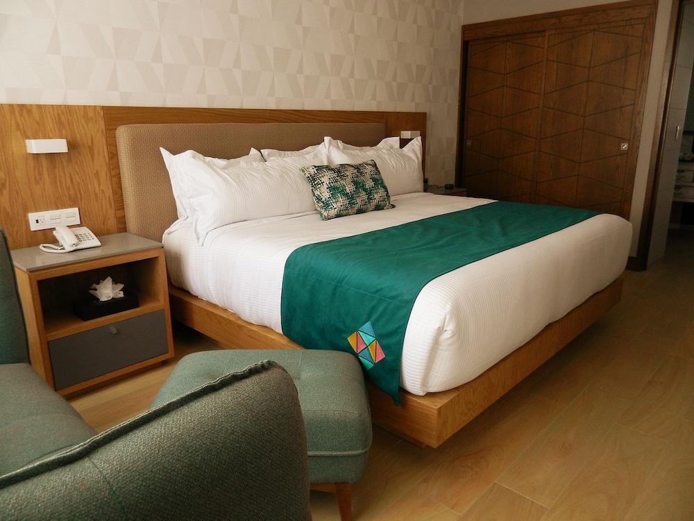 גואדלחארה Fch Hotel Providencia (Adults Only) מראה חיצוני תמונה