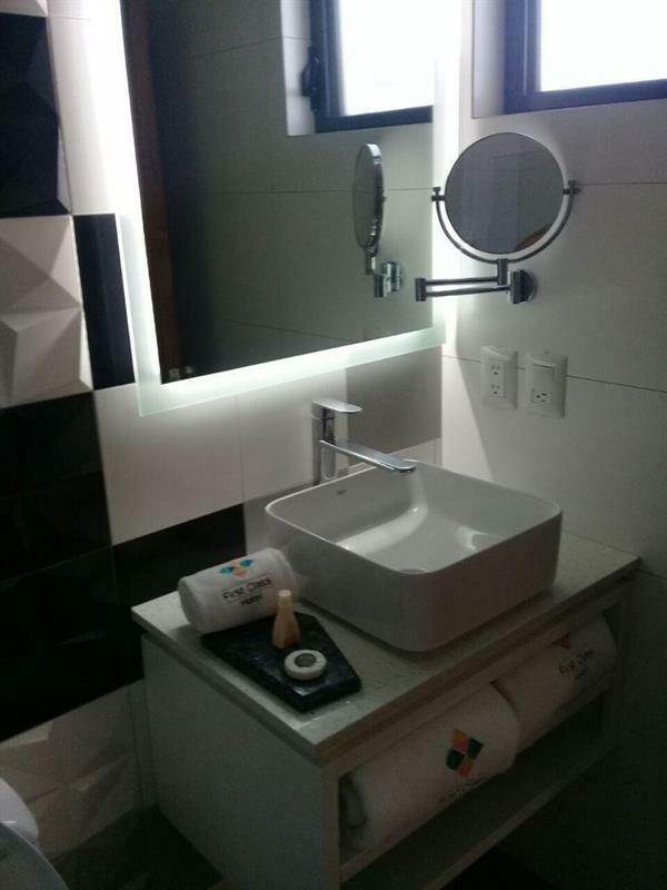 גואדלחארה Fch Hotel Providencia (Adults Only) מראה חיצוני תמונה